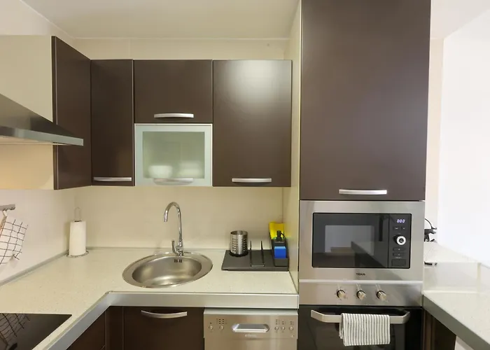 Sunset Mocan 팔름-마르